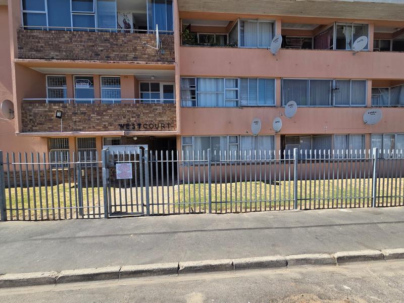 1 Bedroom Property for Sale in Parow Western Cape